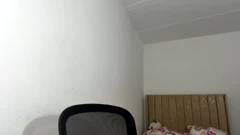 Sara online show from November 9, 1:04 am