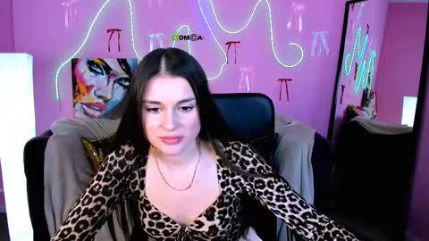 Snapshot of sara_muse1 chatting on March 23, 12:20 pm Sara online show from March 23, 12:20 pm