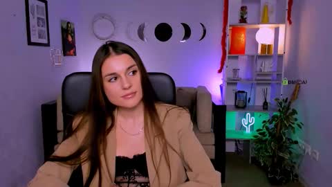 Snapshot of sara_muse1 chatting on March 24, 7:13 am Sara online show from March 24, 7:13 am