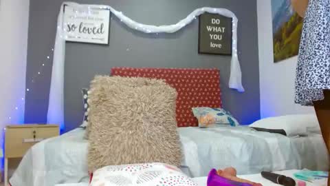 katiasupreme online show from March 9, 6:34 pm