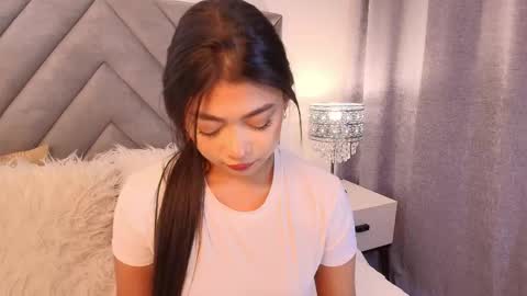 sara_owens7 online show from May 16, 2:19 am