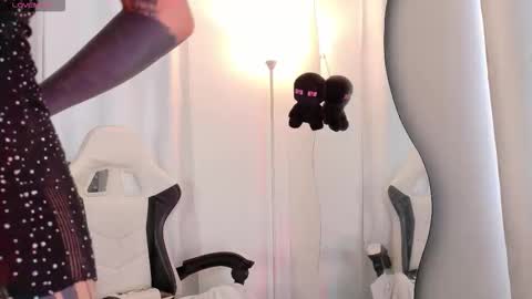 Snapshot of sara_queen9 chatting on February 26, 6:40 pm Sara online show from February 26, 6:40 pm