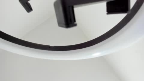 sara_red_x online show from April 3, 3:04 am