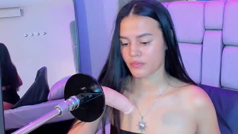 Snapshot of sara_rhoades_ chatting on November 26, 11:55 am Sara online show from November 26, 11:55 am