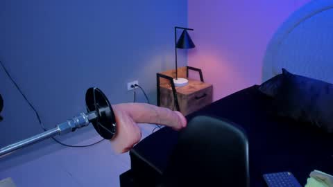 Snapshot of sara_rhoades_ chatting on March 17, 8:34 pm Sara online show from March 17, 8:34 pm