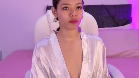 sara  online show from September 29, 3:50 pm