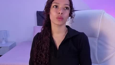 sara  online show from October 15, 2:50 pm