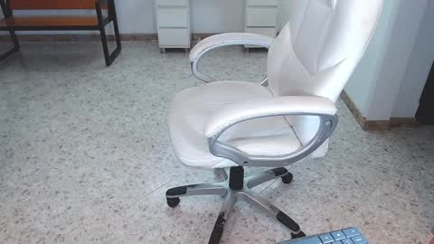 Sara online show from December 15, 1:02 am