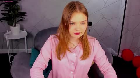 Sara online show from March 5, 1:01 am