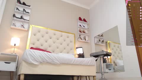 Saraa Gomez online show from October 7, 4:09 am