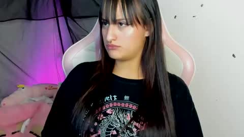 Sarah Ramirez online show from January 6, 9:41 am