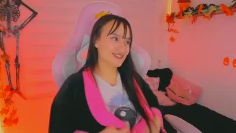 Snapshot of saraa_ramirez chatting on October 16, 9:21 am Sarah Ramirez online show from October 16, 9:21 am