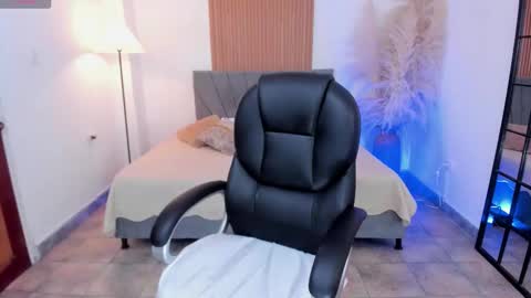 saraa_stormy online show from February 27, 7:58 pm