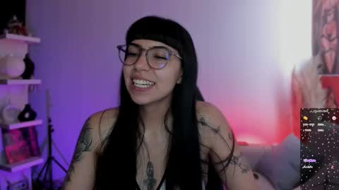 Sara online show from October 18, 4:30 pm