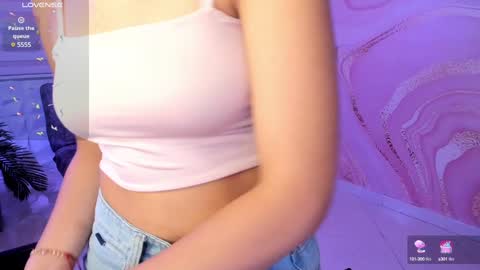 Snapshot of saraamills chatting on January 11, 7:16 pm Sara online show from January 11, 7:16 pm