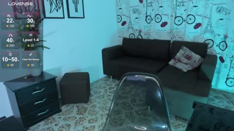 Snapshot of saraamills chatting on January 29, 2:09 am Sara online show from January 29, 2:09 am