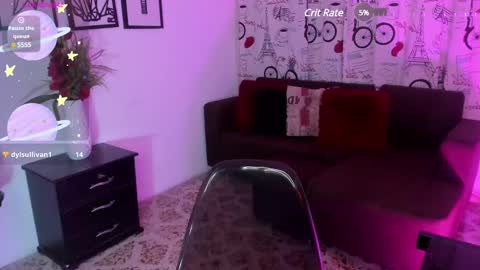 Snapshot of saraamills chatting on March 8, 1:17 am Sara online show from March 8, 1:17 am