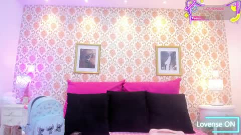 Snapshot of saraavila_ chatting on May 31, 8:32 pm SaraAvila online show from May 31, 8:32 pm