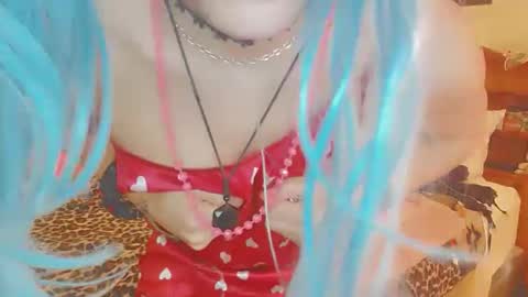 Snapshot of saraboycd9 chatting on February 11, 6:19 am saraboycd9 online show from February 11, 6:19 am