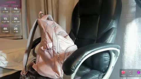   online show from January 11, 9:57 am