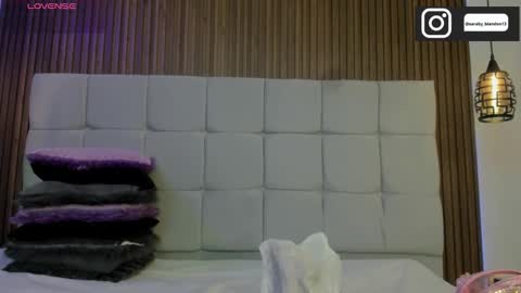   online show from January 17, 10:20 am