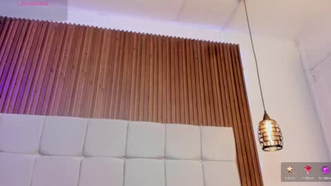 Snapshot of saraby_blandon chatting on April 7, 10:37 am online show from April 7, 10:37 am