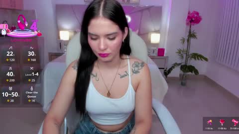 saracruz online show from June 6, 3:22 am