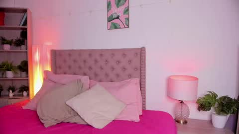 Sarada Parker online show from December 17, 7:37 pm