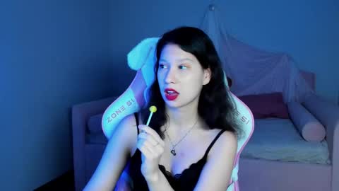 SaraDenars online show from November 14, 7:07 am