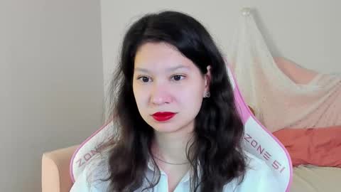 SaraDenars online show from November 18, 5:12 am