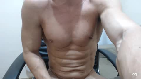 Snapshot of saradorj92 chatting on December 8, 2:49 am saradorj92 online show from December 8, 2:49 am