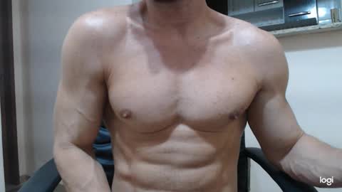 Snapshot of saradorj92 chatting on December 11, 5:53 am saradorj92 online show from December 11, 5:53 am