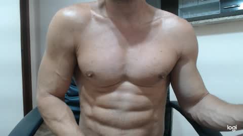 Snapshot of saradorj92 chatting on January 15, 7:15 am saradorj92 online show from January 15, 7:15 am