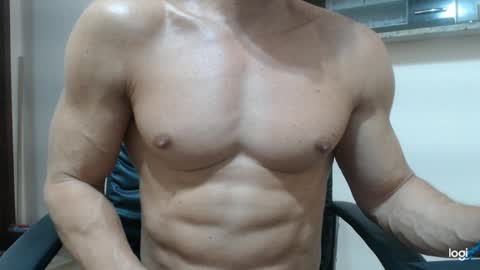 Snapshot of saradorj92 chatting on January 25, 7:06 am saradorj92 online show from January 25, 7:06 am