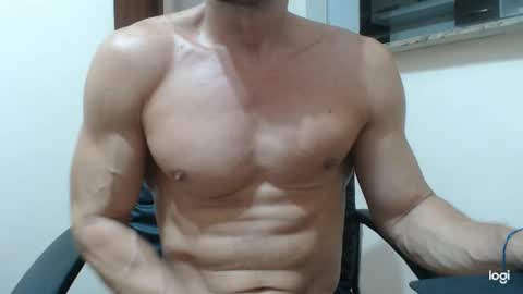 Snapshot of saradorj92 chatting on February 4, 7:07 am saradorj92 online show from February 4, 7:07 am