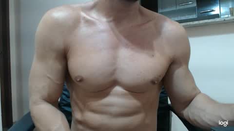 Snapshot of saradorj92 chatting on February 11, 4:01 am saradorj92 online show from February 11, 4:01 am