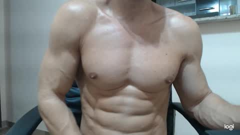 Snapshot of saradorj92 chatting on February 14, 5:09 am saradorj92 online show from February 14, 5:09 am