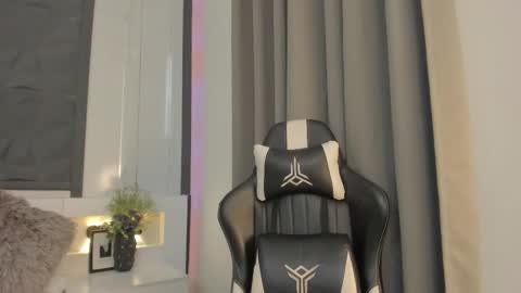  Sara Gomez  online show from February 11, 4:12 pm