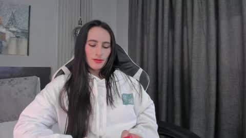 Snapshot of saragomez_1 chatting on May 11, 4:04 pm Sara Gomez online show from May 11, 4:04 pm
