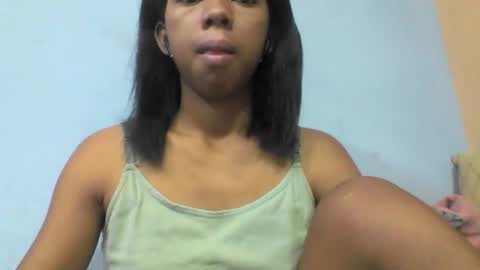 Snapshot of sarah146341 chatting on February 22, 5:30 am sarah146341 online show from February 22, 5:30 am