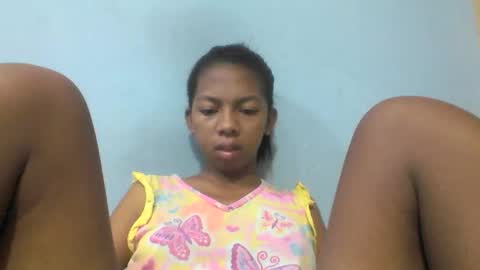 Snapshot of sarah146341 chatting on March 3, 3:45 am sarah146341 online show from March 3, 3:45 am