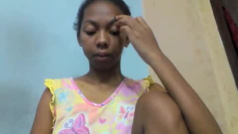 Snapshot of sarah146341 chatting on March 17, 5:55 am sarah146341 online show from March 17, 5:55 am