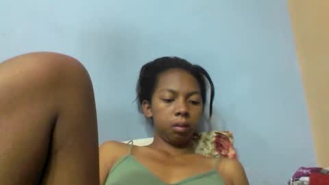 Snapshot of sarah146341 chatting on March 20, 7:13 am sarah146341 online show from March 20, 7:13 am