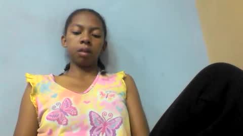 Snapshot of sarah146341 chatting on March 28, 3:28 am sarah146341 online show from March 28, 3:28 am