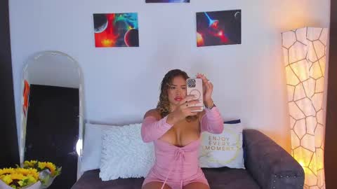 Snapshot of sarah__cinnamon chatting on September 21, 3:46 pm sarah cinnamon online show from September 21, 3:46 pm