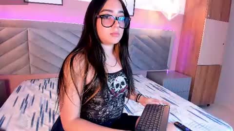 Snapshot of sarah__smith__ chatting on July 14, 9:31 pm sarah__smith__ online show from July 14, 9:31 pm