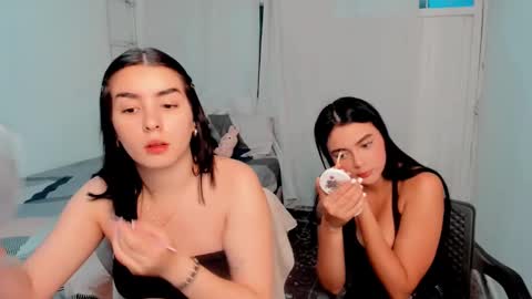 sarah online show from February 1, 12:29 am