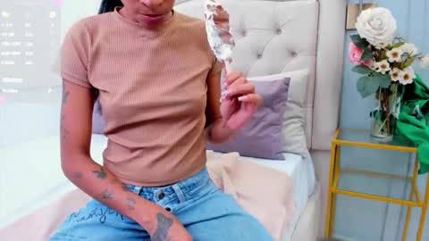 sarah_ashbourne online show from October 12, 7:46 pm