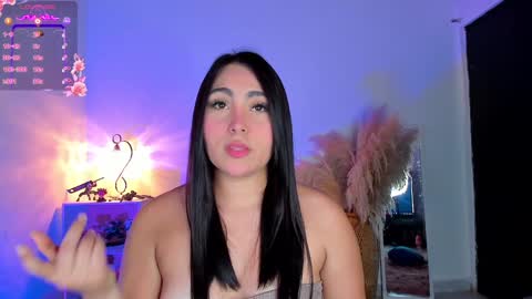 Sarah Valkiria  IG  Sar lanister online show from December 1, 11:47 pm