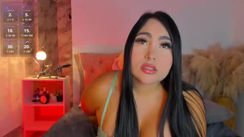 Sarah Valkiria  IG  Sar lanister online show from February 13, 1:45 am